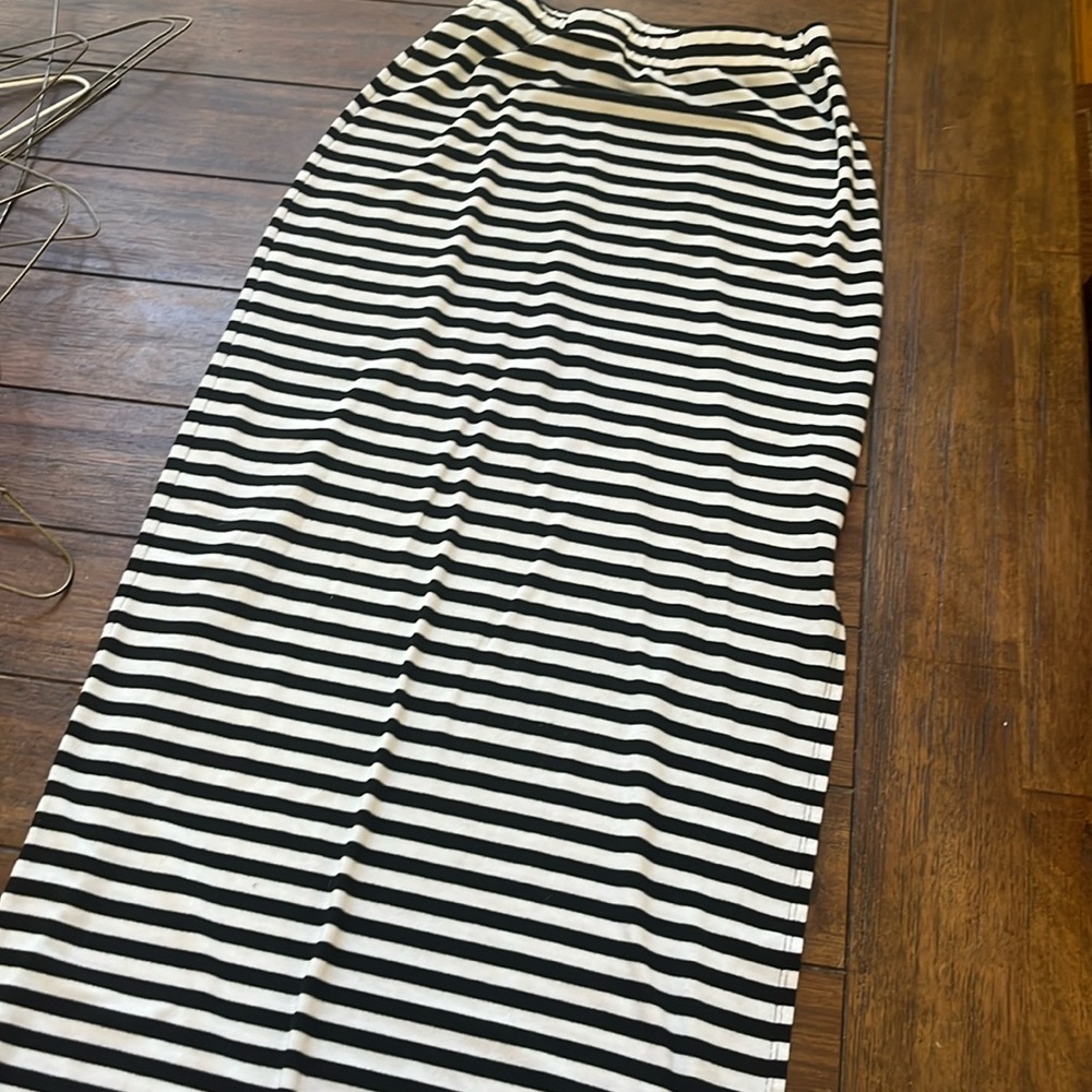 Xhilaration maxi skirt
